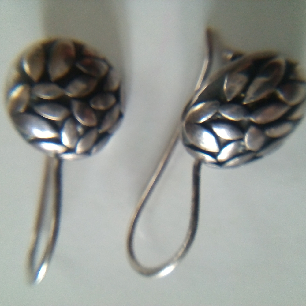 Silpada Silver Floral Earrings with Vintage Charm